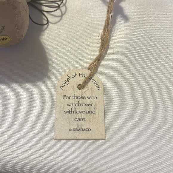 Willow Tree Angel of Protection - Picture 6 of 6